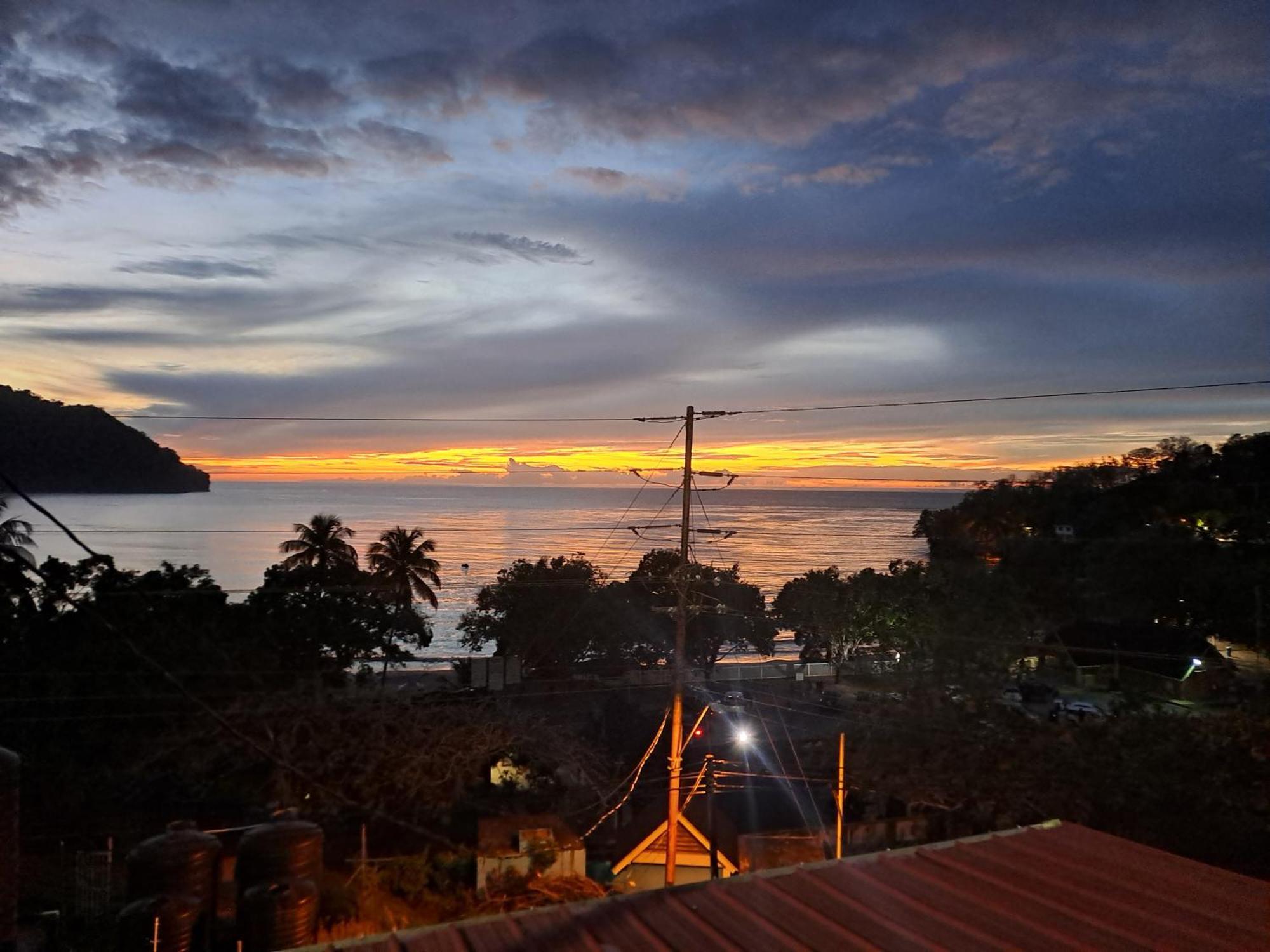Las Cuevas Beach Lodge Bagian luar foto