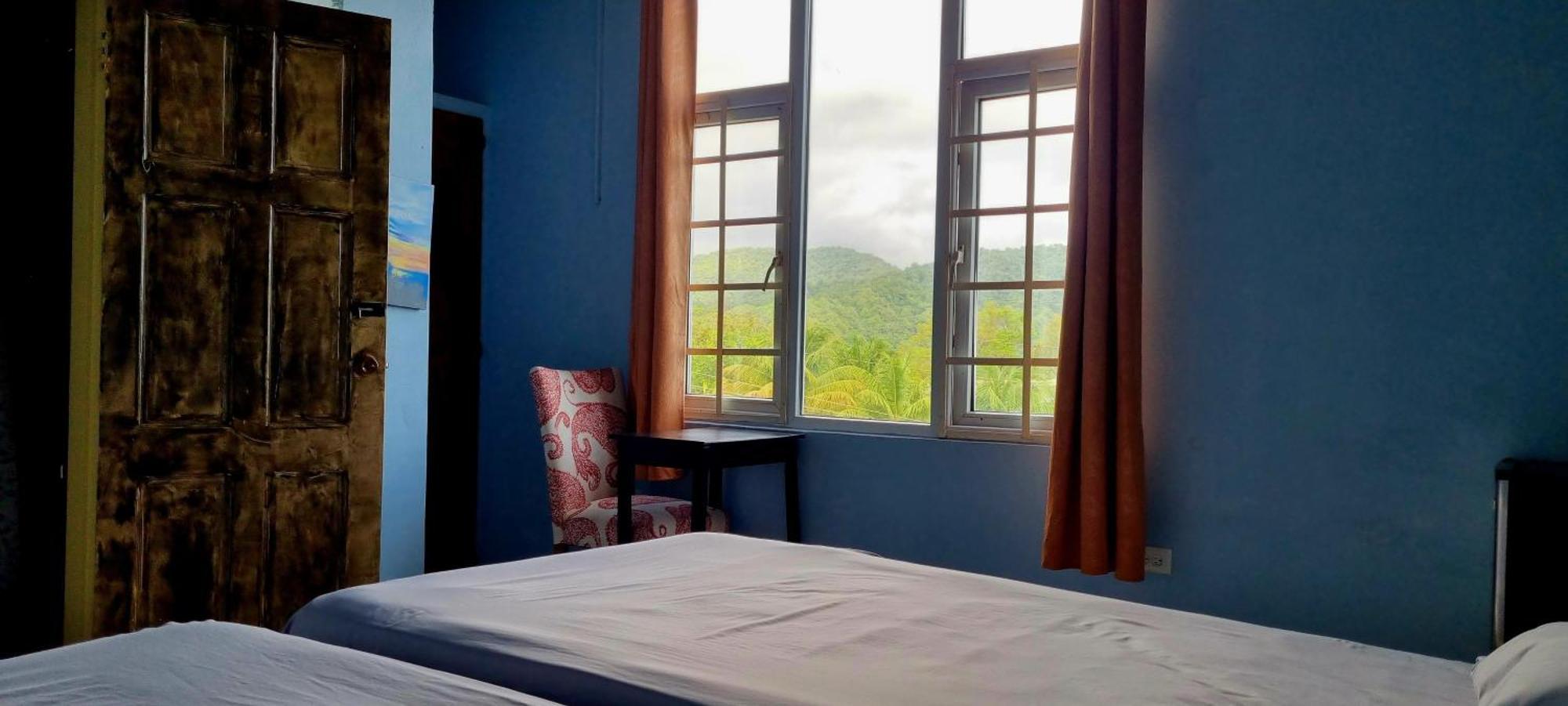 Las Cuevas Beach Lodge Bagian luar foto